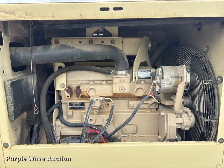 image for item EI5833 2005 Ingersoll - Rand P185WJDU air compressor