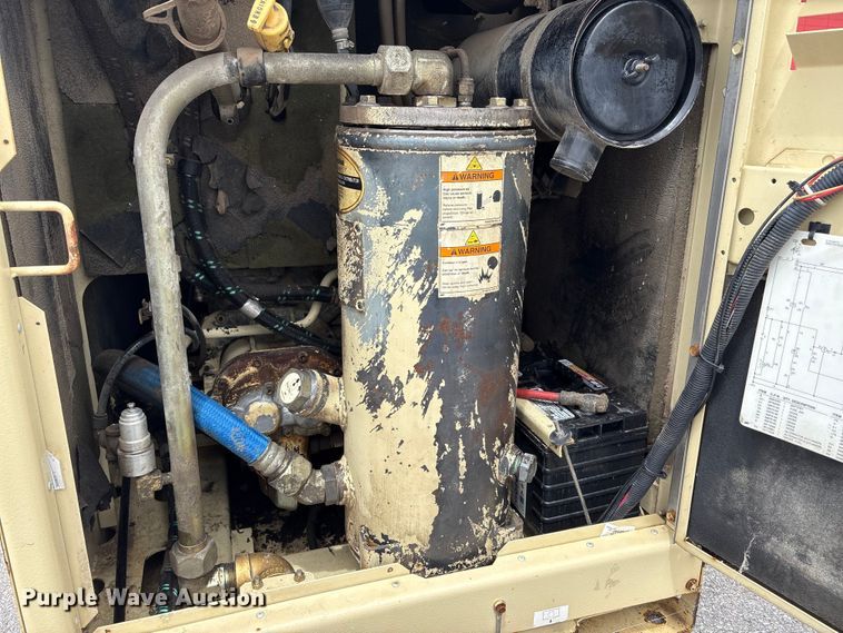 image for item EI5833 2005 Ingersoll - Rand P185WJDU air compressor