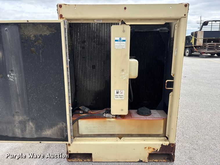 image for item EI5833 2005 Ingersoll - Rand P185WJDU air compressor