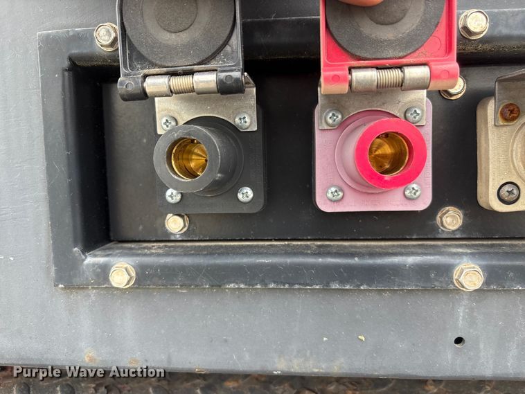image for item EI5835 Onan DGBC-3380771 generator