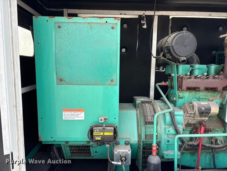 image for item EI5835 Onan DGBC-3380771 generator