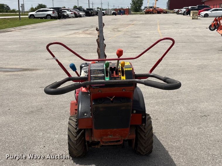image for item EI5836 2003 Ditch Witch 1330HE trencher