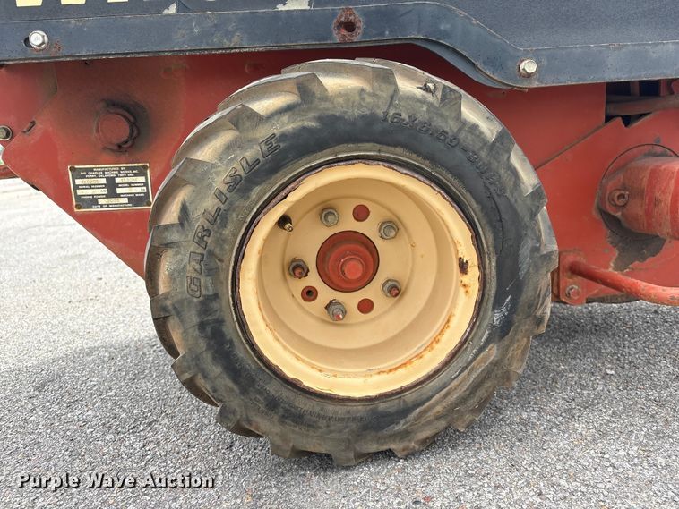 image for item EI5836 2003 Ditch Witch 1330HE trencher