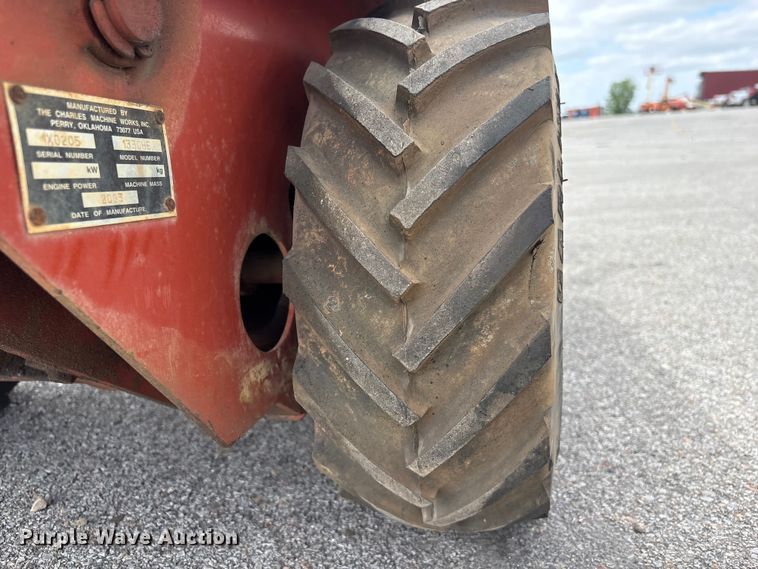 image for item EI5836 2003 Ditch Witch 1330HE trencher