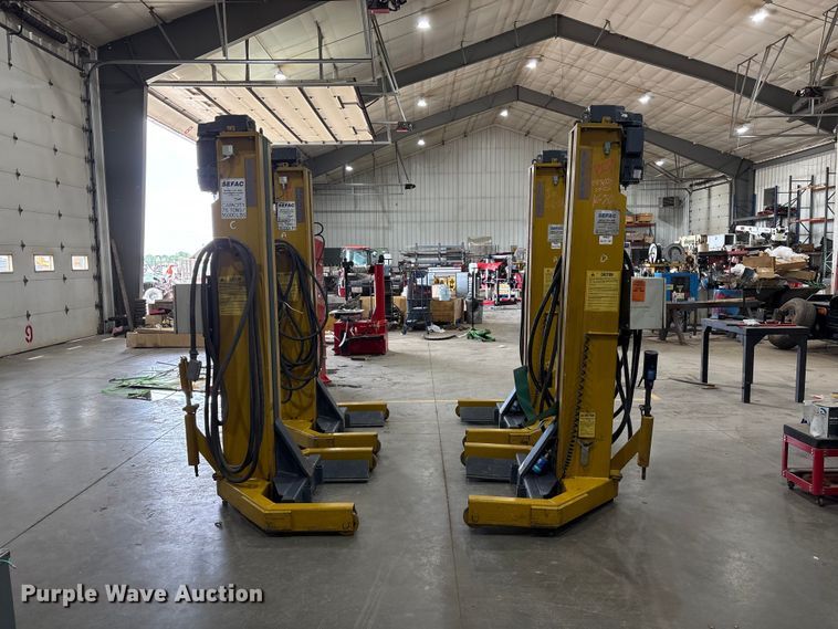 image for item EI5837 1994 Sefac 1200M65 four post automotive lift