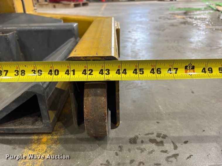 image for item EI5837 1994 Sefac 1200M65 four post automotive lift