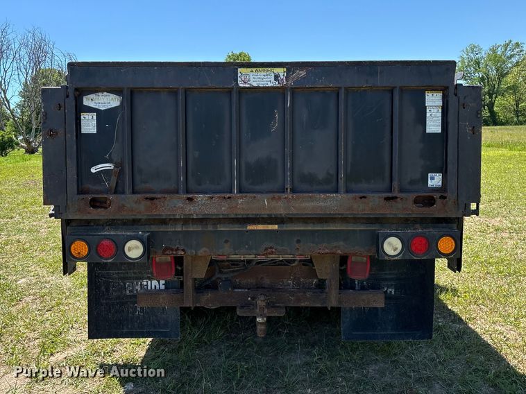 image for item EO4243 2006 Ford F350 Super Duty dump bed pickup truck