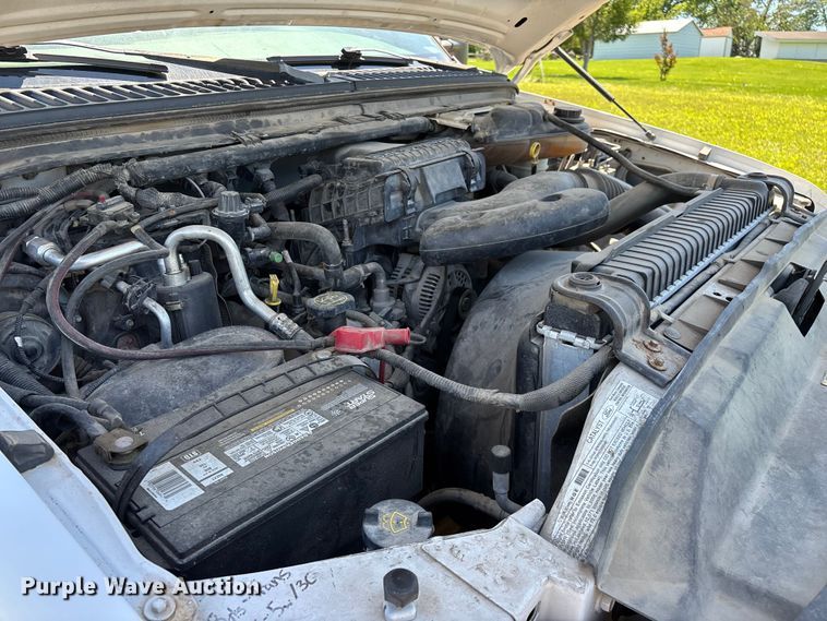image for item EO4243 2006 Ford F350 Super Duty dump bed pickup truck