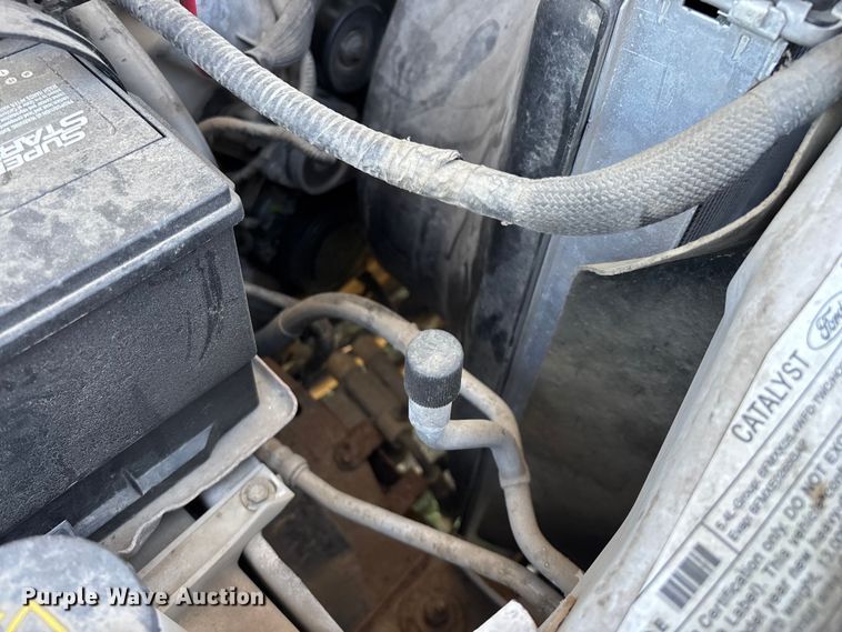 image for item EO4243 2006 Ford F350 Super Duty dump bed pickup truck