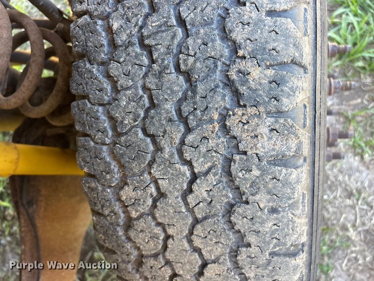 image for item EO4243 2006 Ford F350 Super Duty dump bed pickup truck