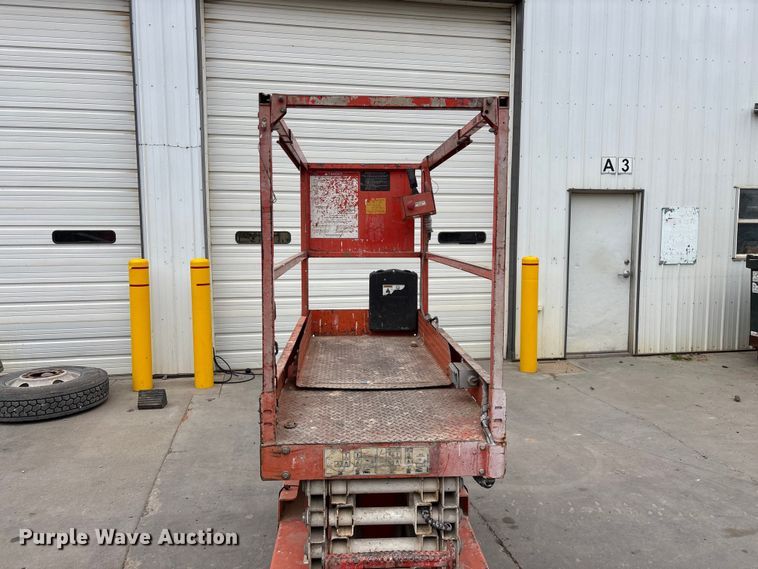 image for item EO4244 Snorkel S1930 scissor lift