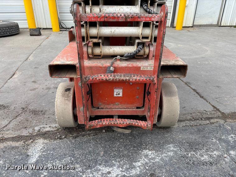 image for item EO4244 Snorkel S1930 scissor lift