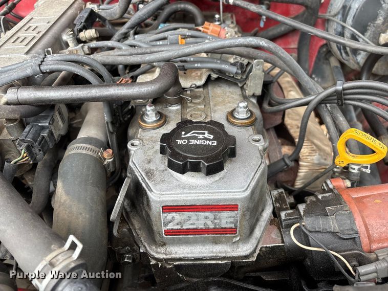 image for item EO4249 1992 Toyota DLX pickup truck