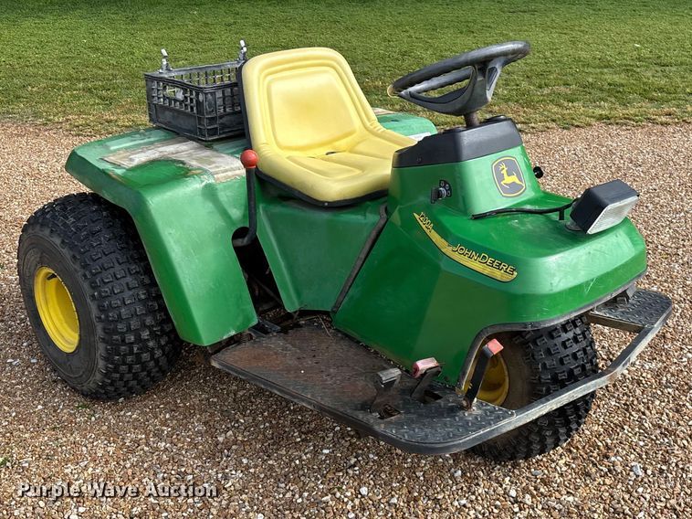 image for item EO4251 John Deere 1200A bunker rake
