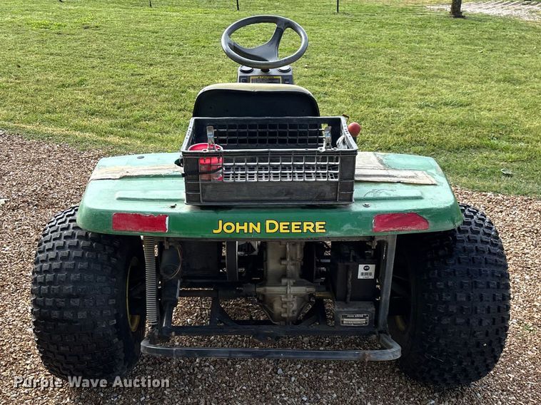 image for item EO4251 John Deere 1200A bunker rake
