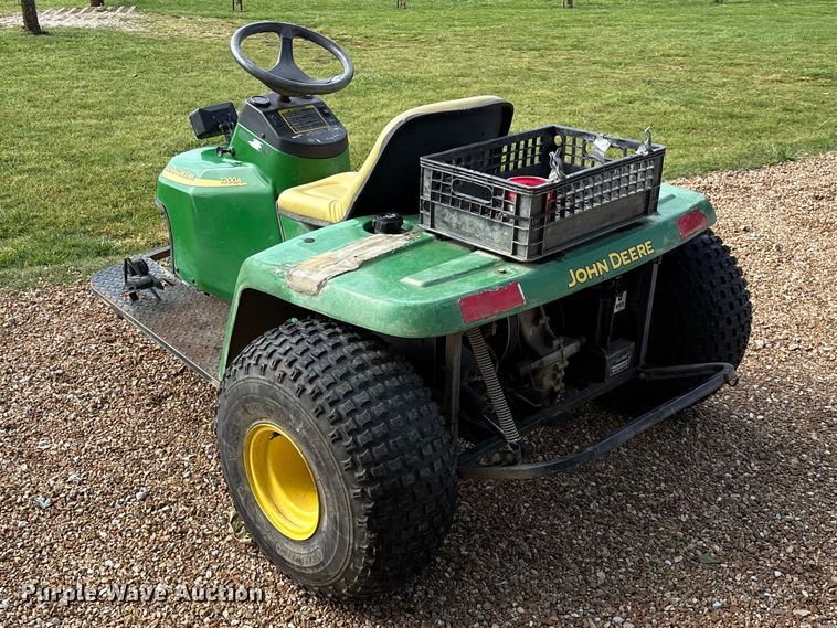image for item EO4251 John Deere 1200A bunker rake