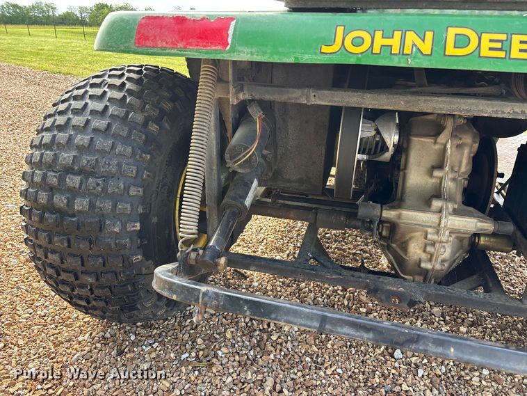 image for item EO4251 John Deere 1200A bunker rake