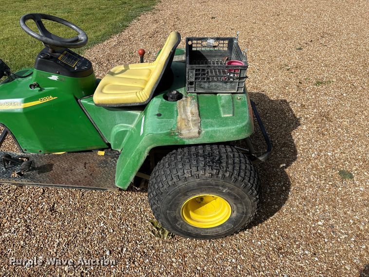 image for item EO4251 John Deere 1200A bunker rake