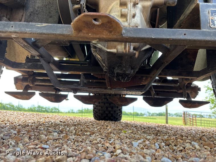 image for item EO4251 John Deere 1200A bunker rake