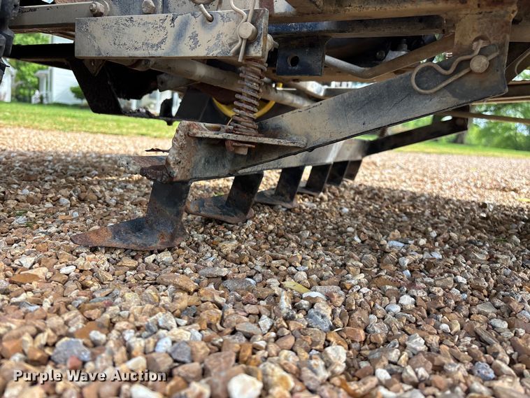 image for item EO4251 John Deere 1200A bunker rake
