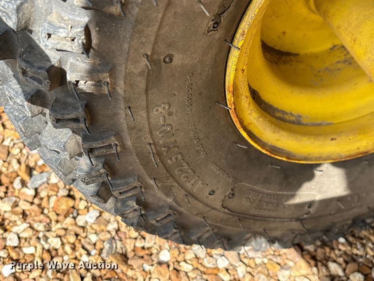 image for item EO4251 John Deere 1200A bunker rake