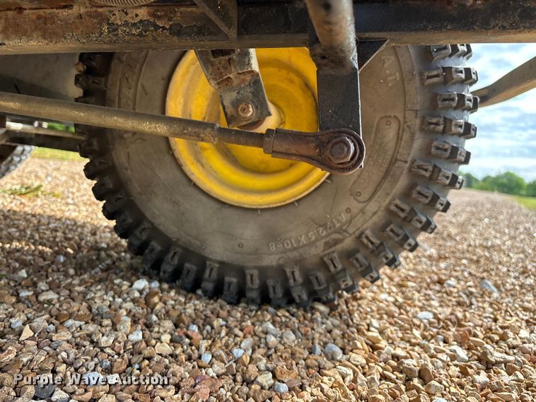 image for item EO4251 John Deere 1200A bunker rake