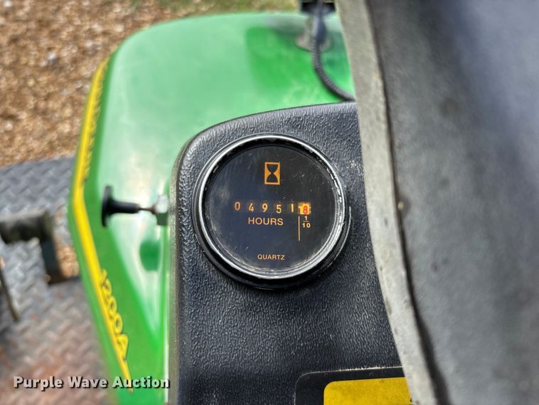 image for item EO4251 John Deere 1200A bunker rake