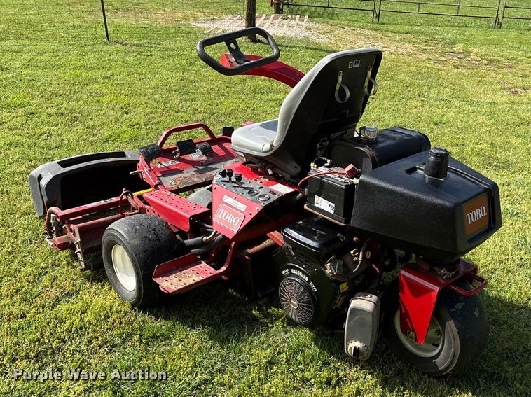image for item EO4252 Toro Greensmaster 3050 reel mower