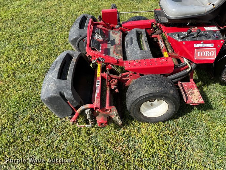 image for item EO4252 Toro Greensmaster 3050 reel mower