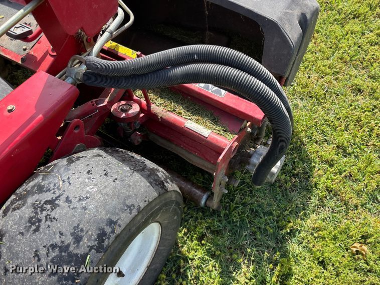 image for item EO4252 Toro Greensmaster 3050 reel mower