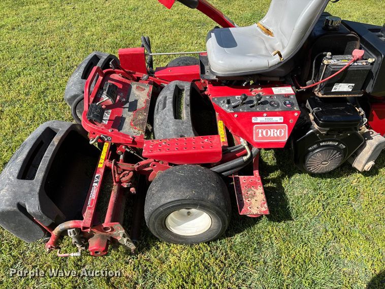 image for item EO4252 Toro Greensmaster 3050 reel mower