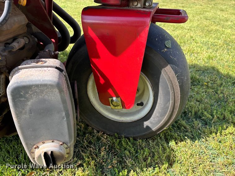 image for item EO4252 Toro Greensmaster 3050 reel mower
