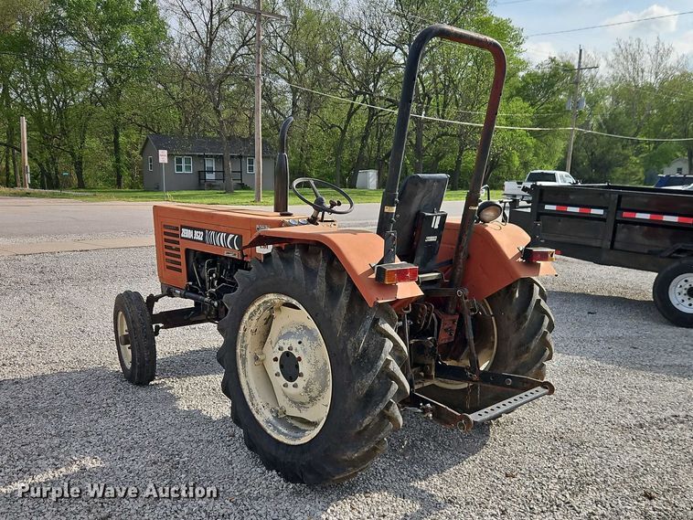 image for item EO7249 Zebra 3522 tractor