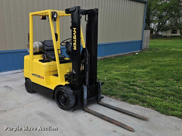 image for item EO7250 2001 Hyster S50XM forklift