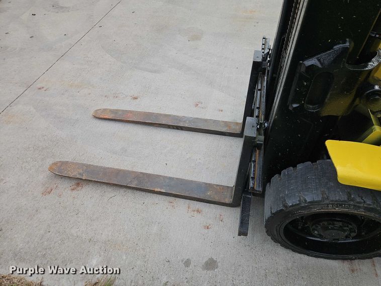 image for item EO7250 2001 Hyster S50XM forklift