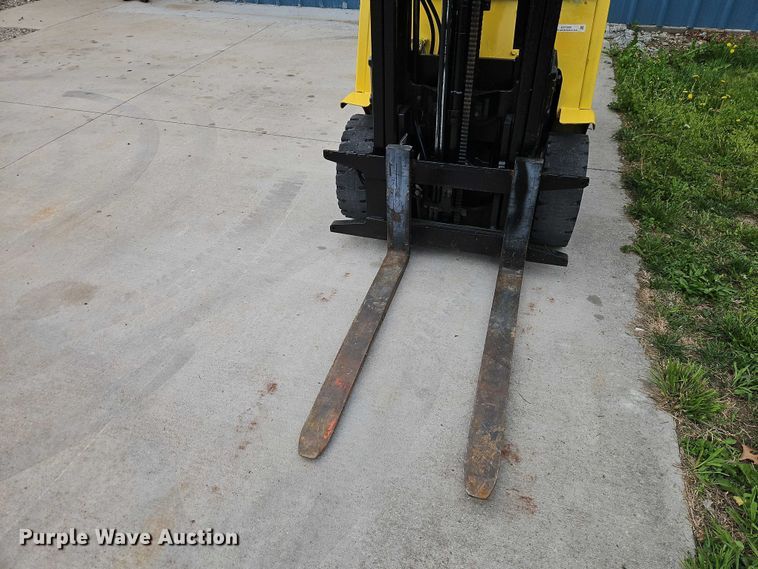 image for item EO7250 2001 Hyster S50XM forklift