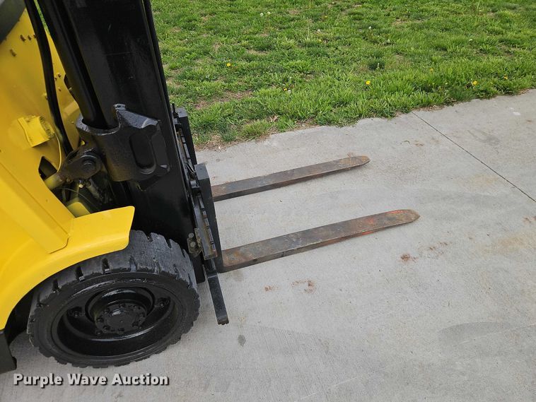 image for item EO7250 2001 Hyster S50XM forklift