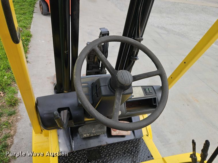 image for item EO7250 2001 Hyster S50XM forklift