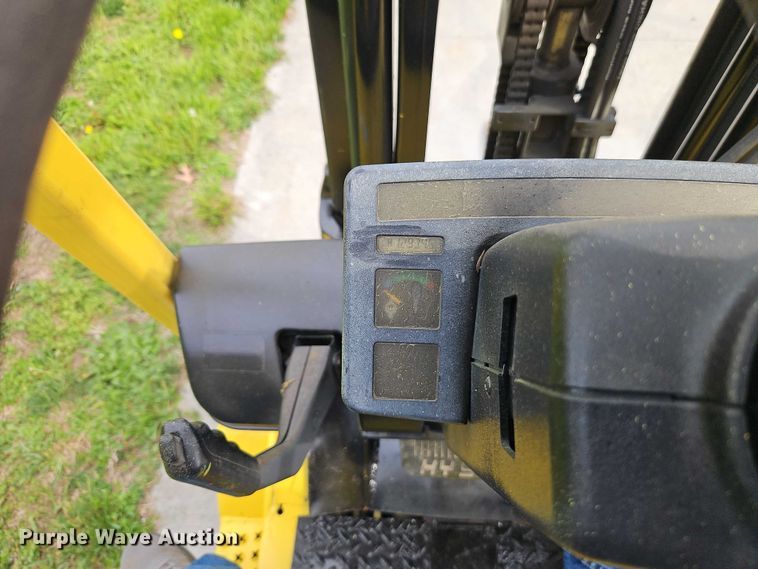image for item EO7250 2001 Hyster S50XM forklift