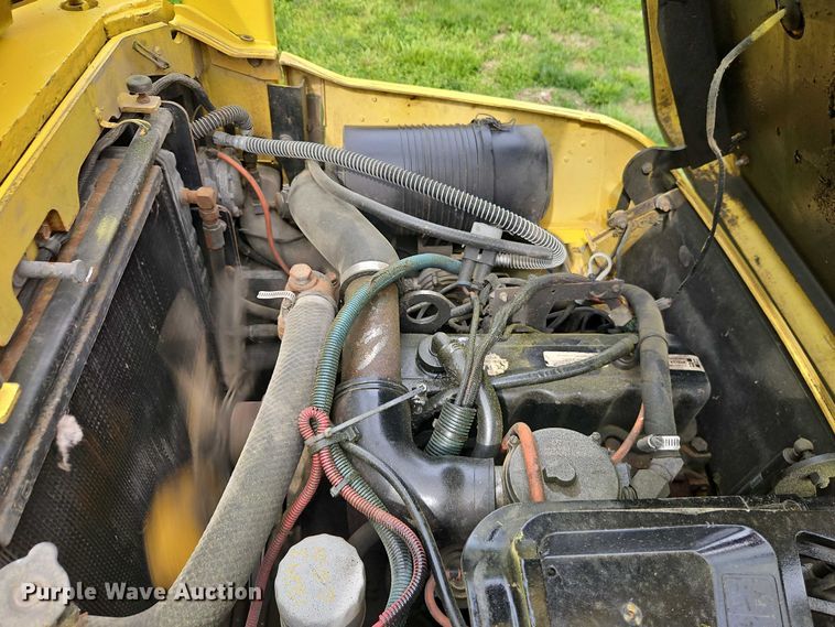 image for item EO7250 2001 Hyster S50XM forklift