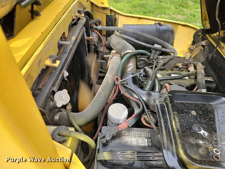 image for item EO7250 2001 Hyster S50XM forklift