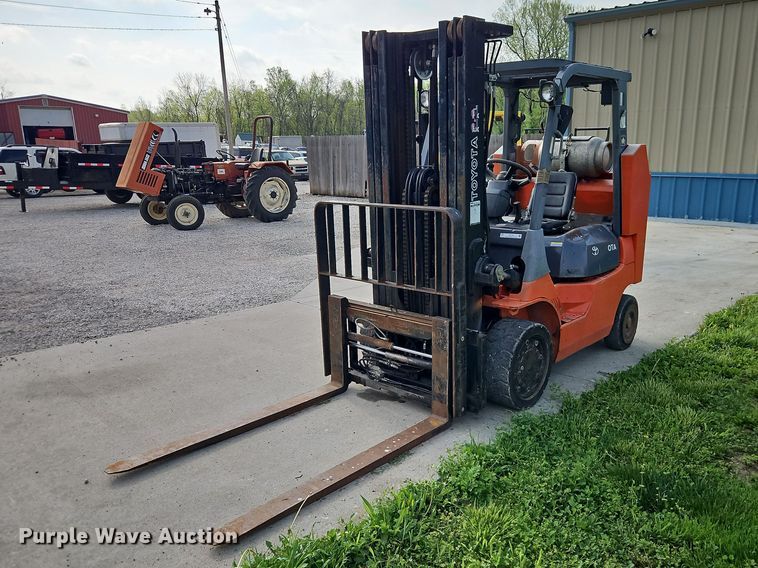 image for item EO7251 Toyota 7FGCU35 forklift