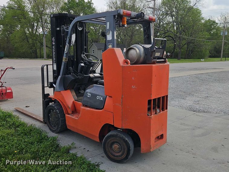 image for item EO7251 Toyota 7FGCU35 forklift