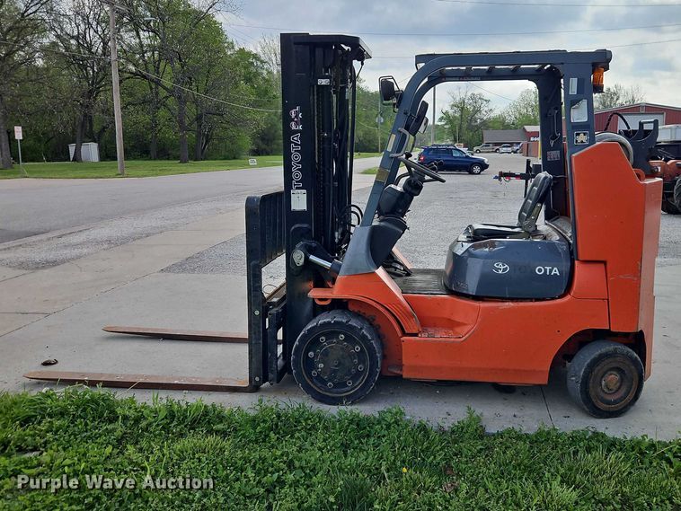 image for item EO7251 Toyota 7FGCU35 forklift