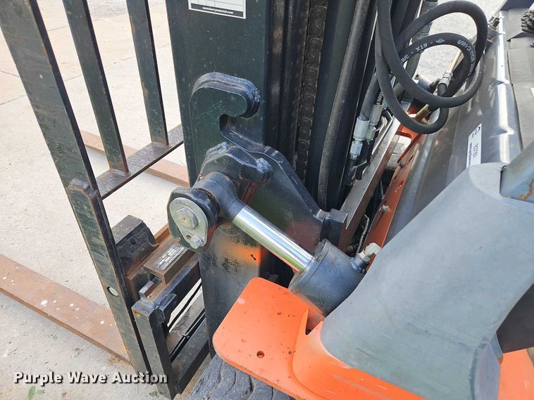 image for item EO7251 Toyota 7FGCU35 forklift