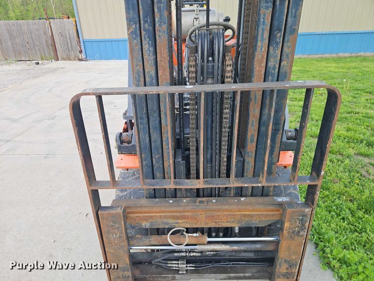 image for item EO7251 Toyota 7FGCU35 forklift