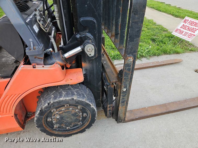 image for item EO7251 Toyota 7FGCU35 forklift