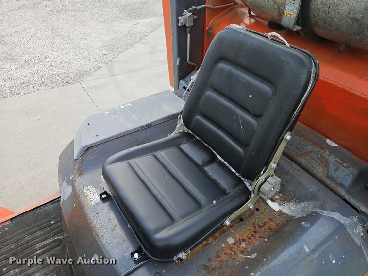 image for item EO7251 Toyota 7FGCU35 forklift
