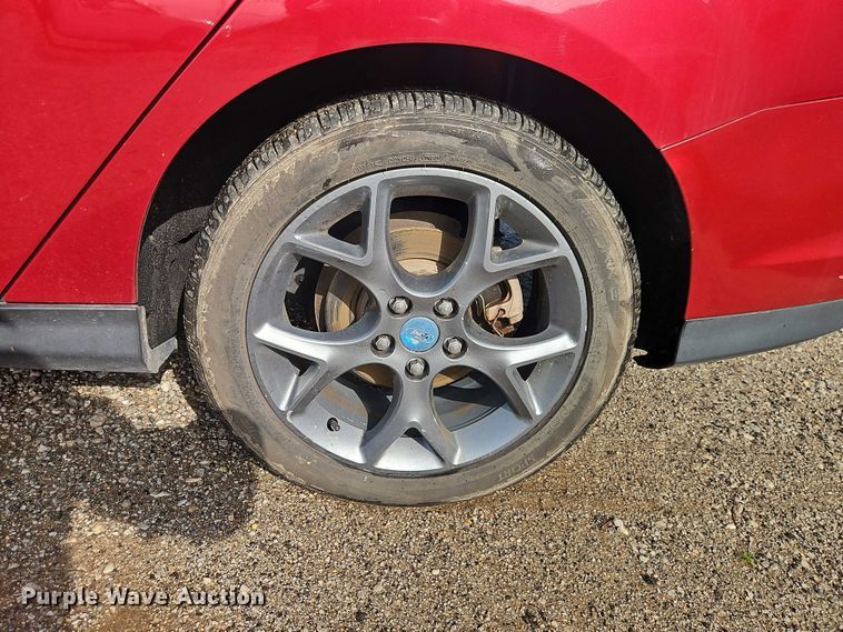 image for item EO7279 2013 Ford Focus Passenger Vehicle