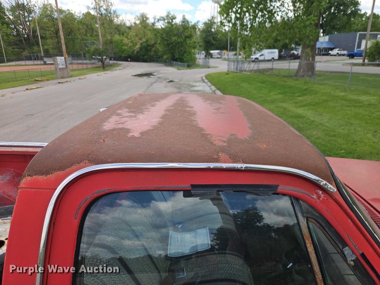 image for item EO7305 1986 Chevrolet K20  pickup truck